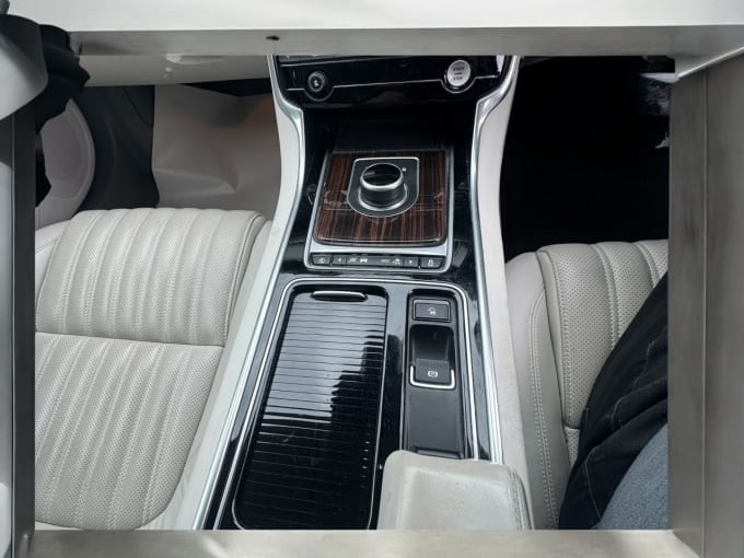 2025 Jaguar Xf