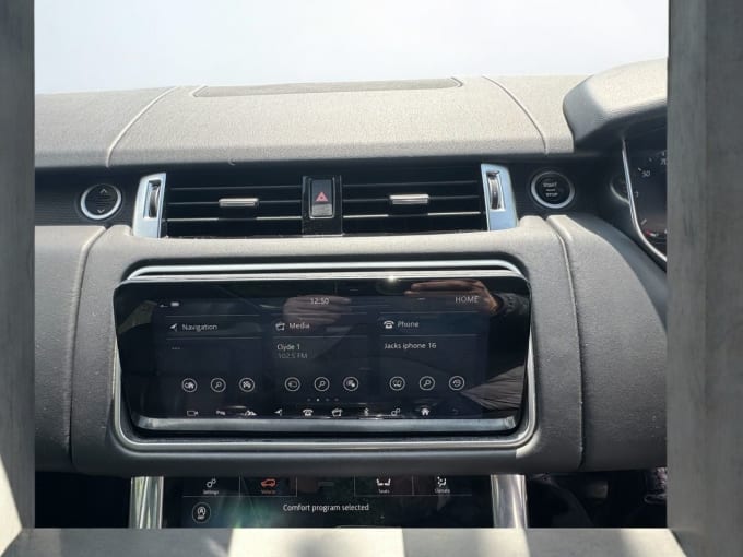 2025 Land Rover Range Rover Sport