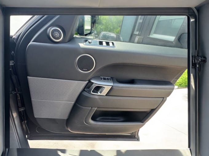 2025 Land Rover Range Rover Sport