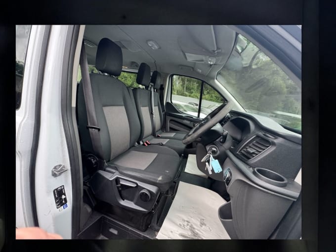 2025 Ford Transit Custom