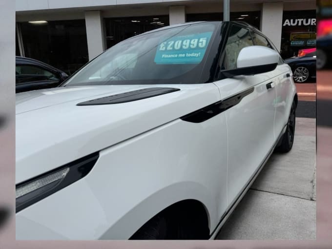 2025 Land Rover Range Rover Velar