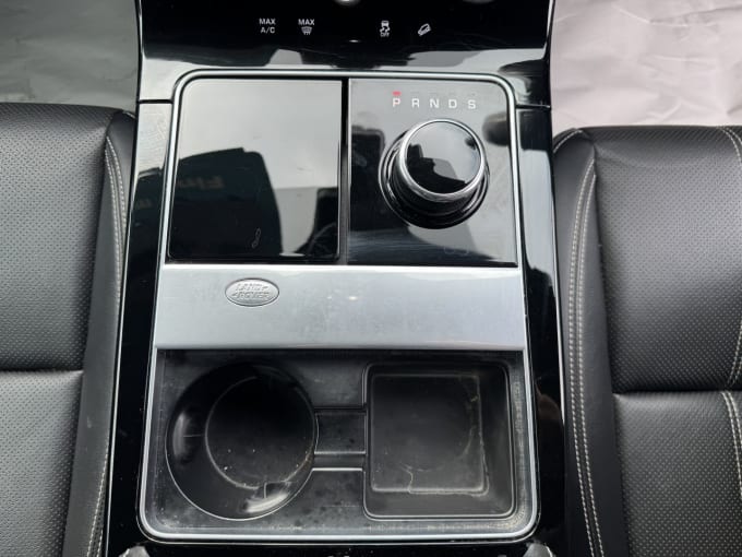 2025 Land Rover Range Rover Velar