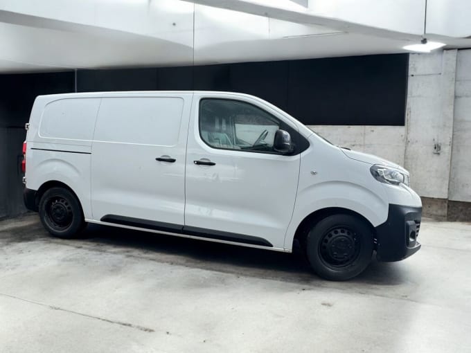 2025 Peugeot Expert