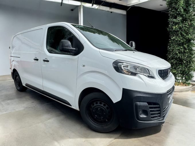 2025 Peugeot Expert