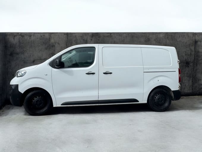 2025 Peugeot Expert