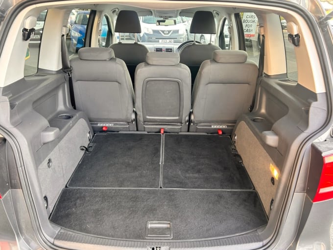 2025 Volkswagen Touran