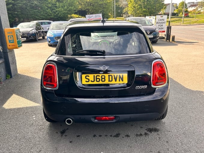 2025 Mini Hatch