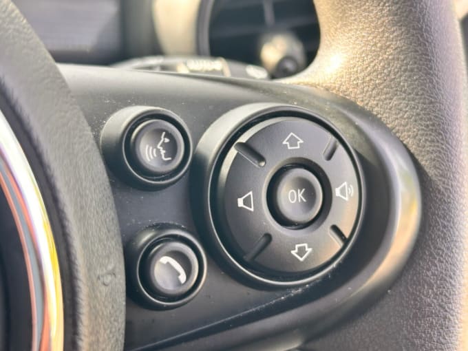 2025 Mini Hatch