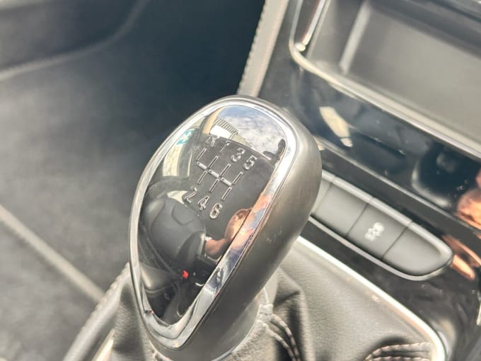 2025 Vauxhall Astra