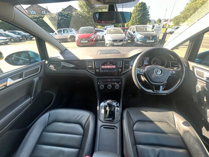 2025 Volkswagen Golf Sv