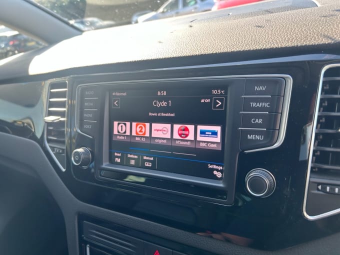 2025 Volkswagen Golf Sv