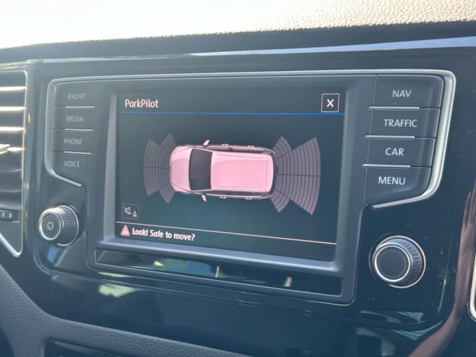 2025 Volkswagen Golf Sv