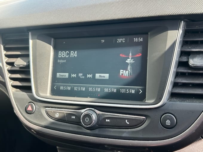 2025 Vauxhall Crossland X