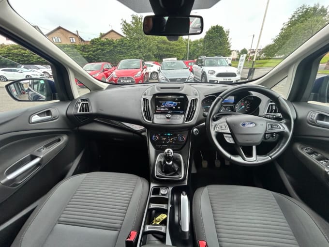 2025 Ford C-max