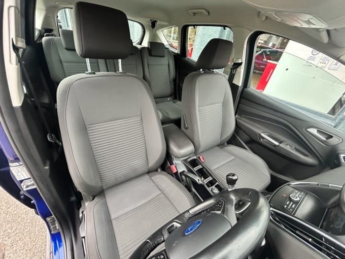 2025 Ford C-max