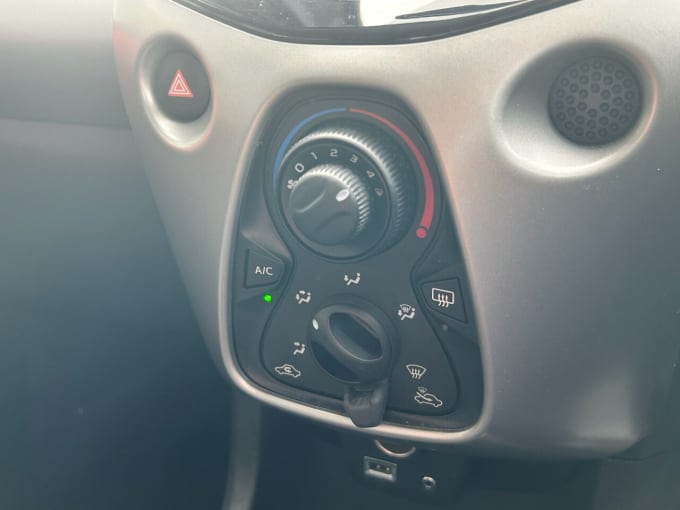 2025 Peugeot 108