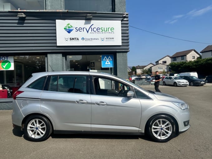 2025 Ford Grand C-max