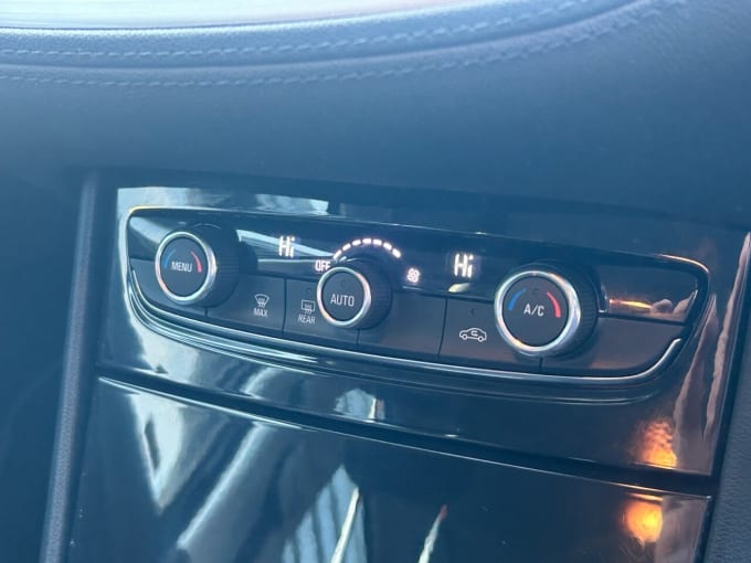 2025 Vauxhall Grandland X