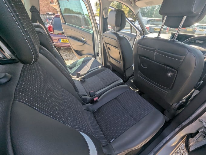 2011 Renault Scenic