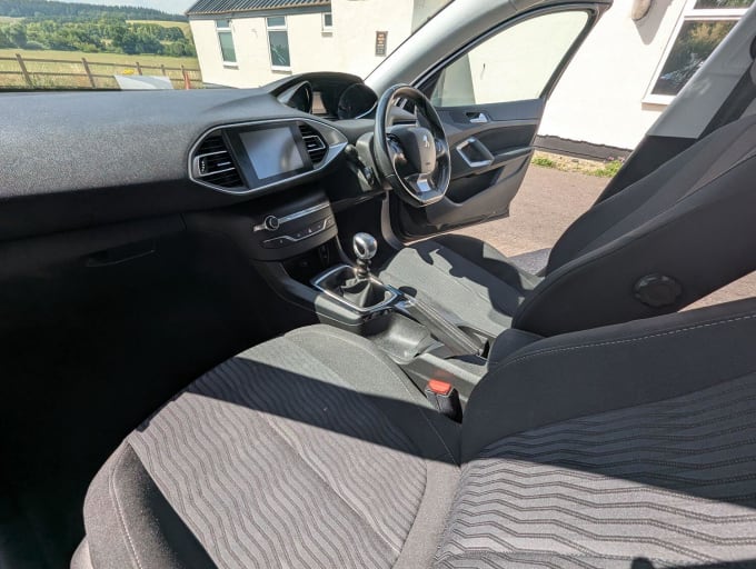 2017 Peugeot 308