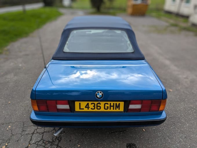 1993 BMW 3 Series