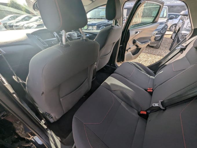 2016 Ford Focus