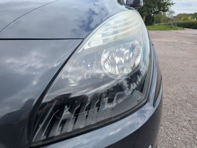 2011 Renault Scenic