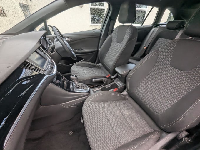 2016 Vauxhall Astra