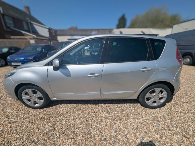 2011 Renault Scenic