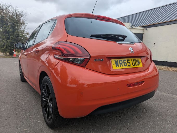 2015 Peugeot 208