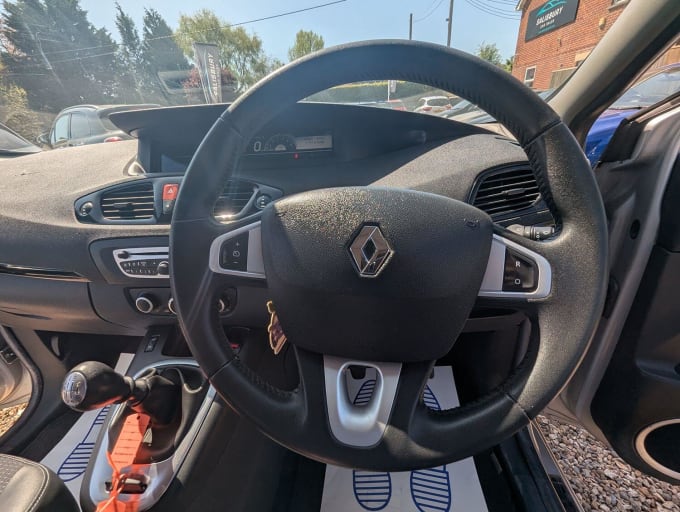 2011 Renault Scenic