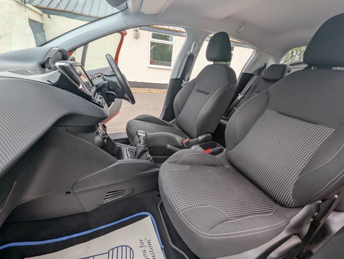 2015 Peugeot 208