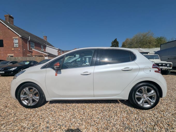 2014 Peugeot 208