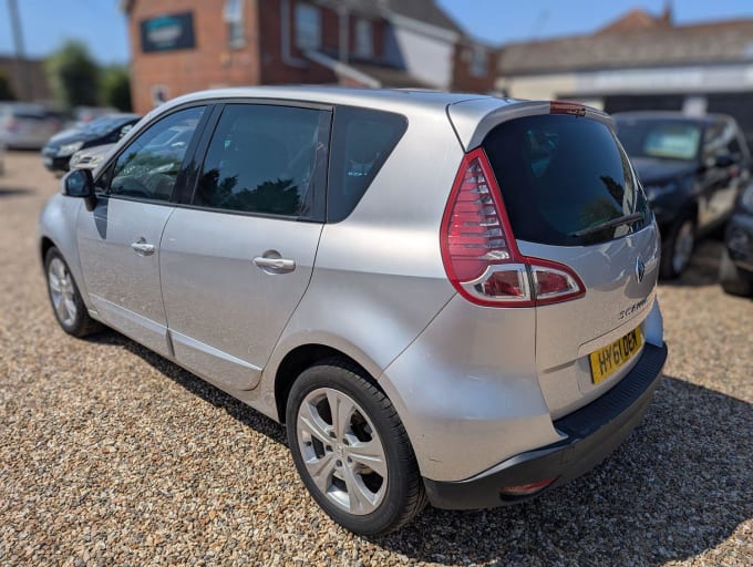 2011 Renault Scenic