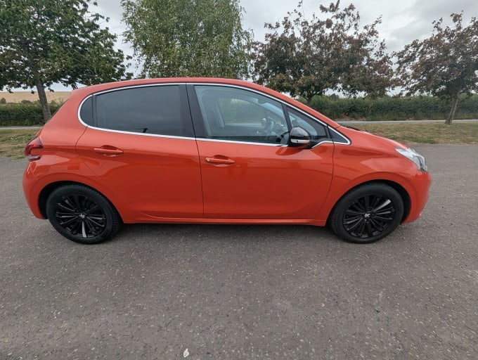 2015 Peugeot 208