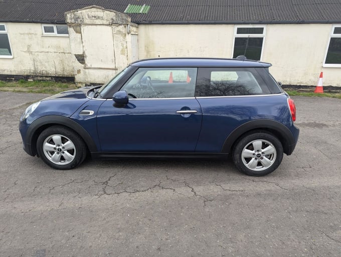 2016 Mini Hatch