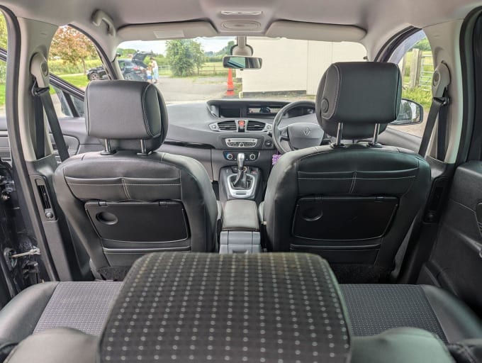 2011 Renault Scenic