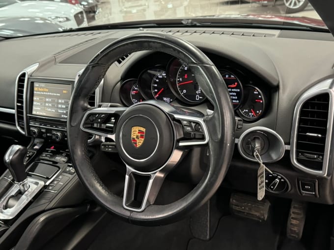 2024 Porsche Cayenne