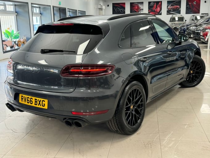 2024 Porsche Macan