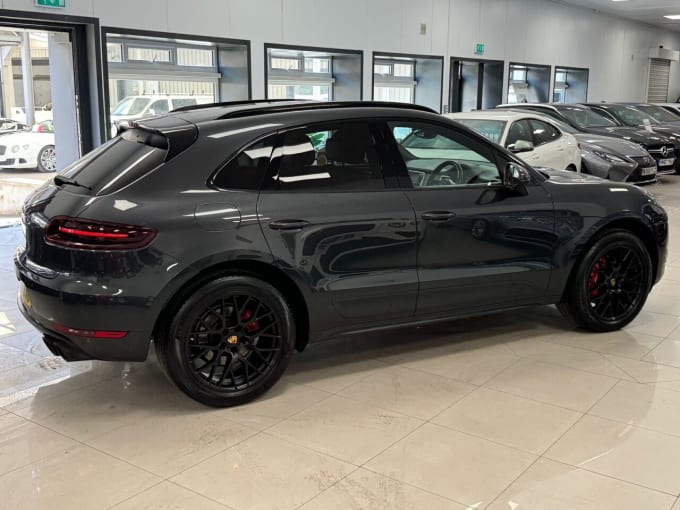 2024 Porsche Macan