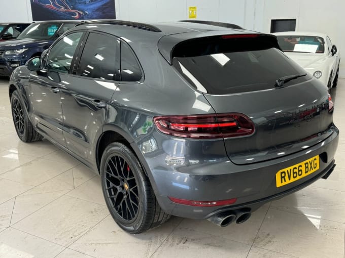 2024 Porsche Macan