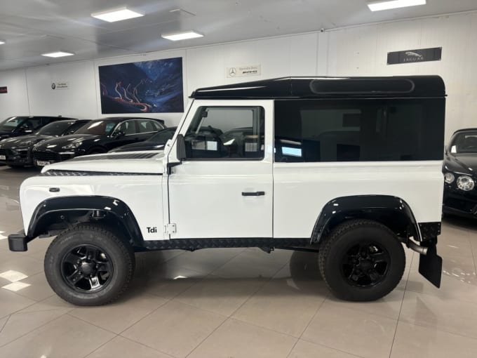 2025 Land Rover Defender