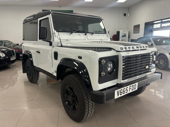 2025 Land Rover Defender