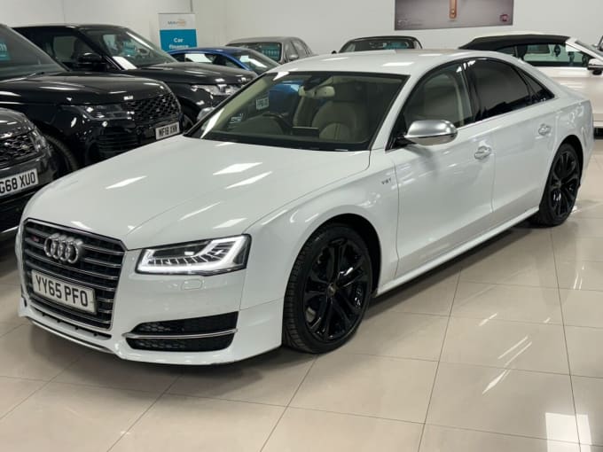 2025 Audi S8