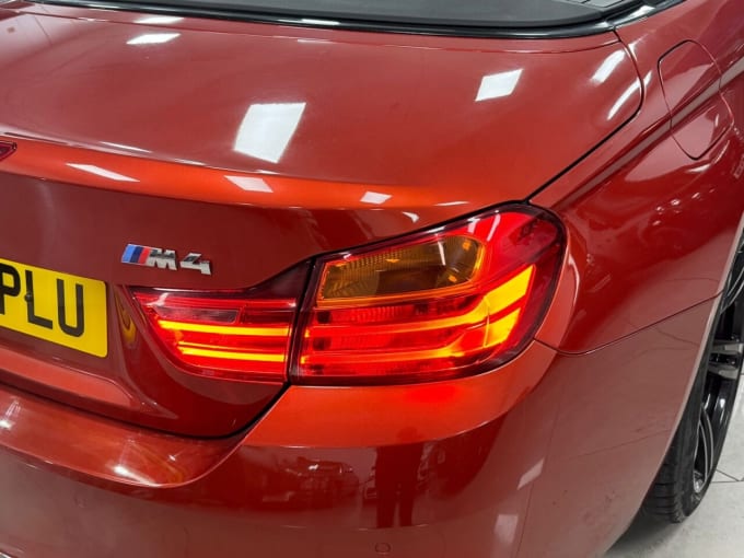 2025 BMW M4