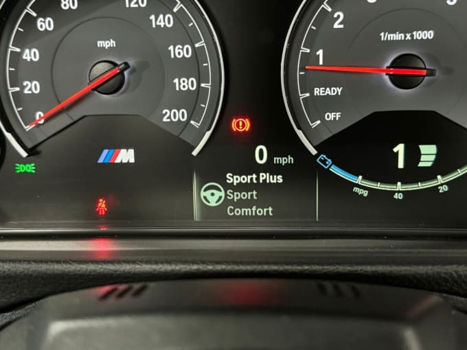 2025 BMW M4