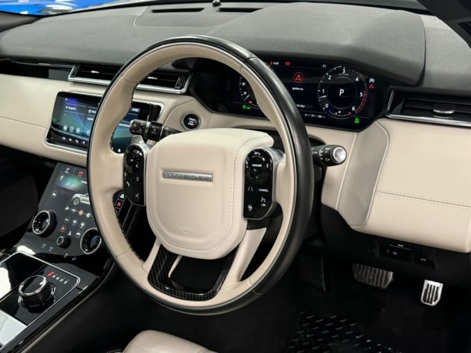 2025 Land Rover Range Rover Velar