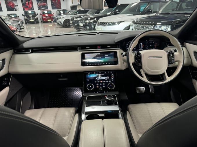 2025 Land Rover Range Rover Velar