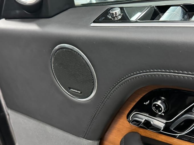 2025 Land Rover Range Rover