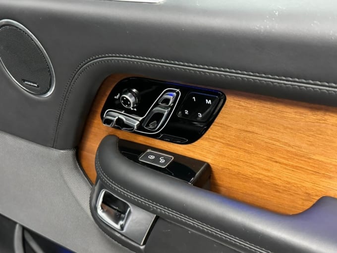 2025 Land Rover Range Rover
